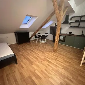 Zizkov Tower Apart-hotel